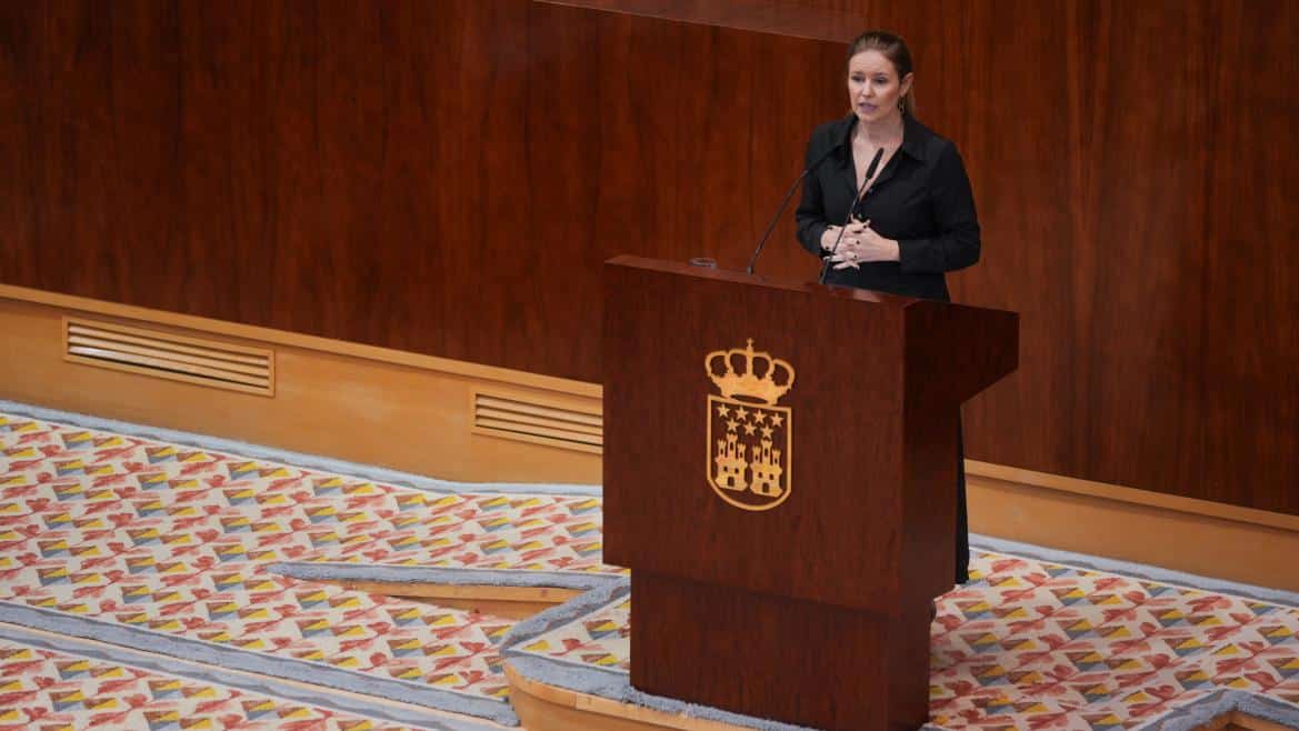 La consejera Ana Dávila en la Asamblea de Madrid