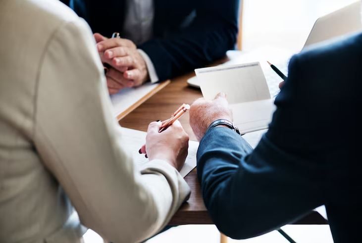 Alianza Estratégica: Colomer Abogados y Noguera Procuradores Se Unen para Potenciar la Defensa de Recursos de Nacionalidad en España Ante el Aumento de Denegaciones