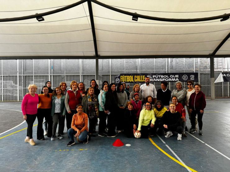 El distrito de Centro fomenta el deporte femenino con una jornada de walking football