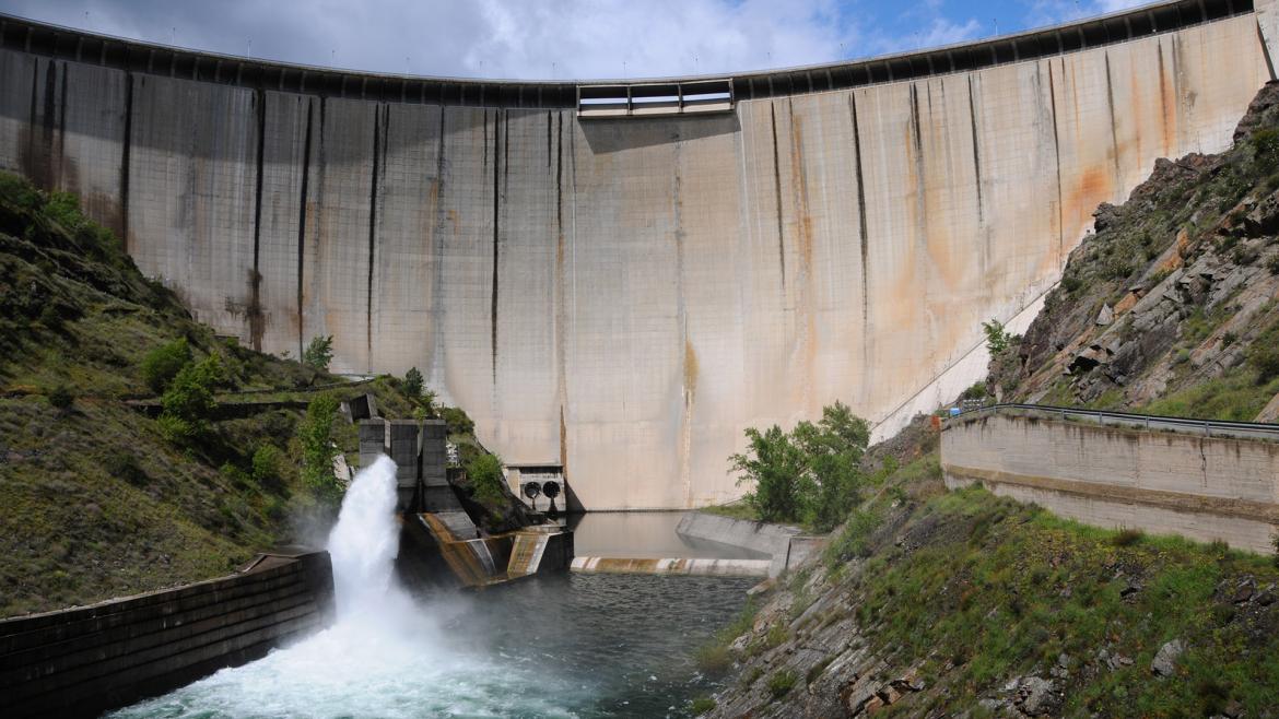 Embalses Madrileños Alcanza el 86% de Capacidad Tras Histórico Marzo de Lluvias