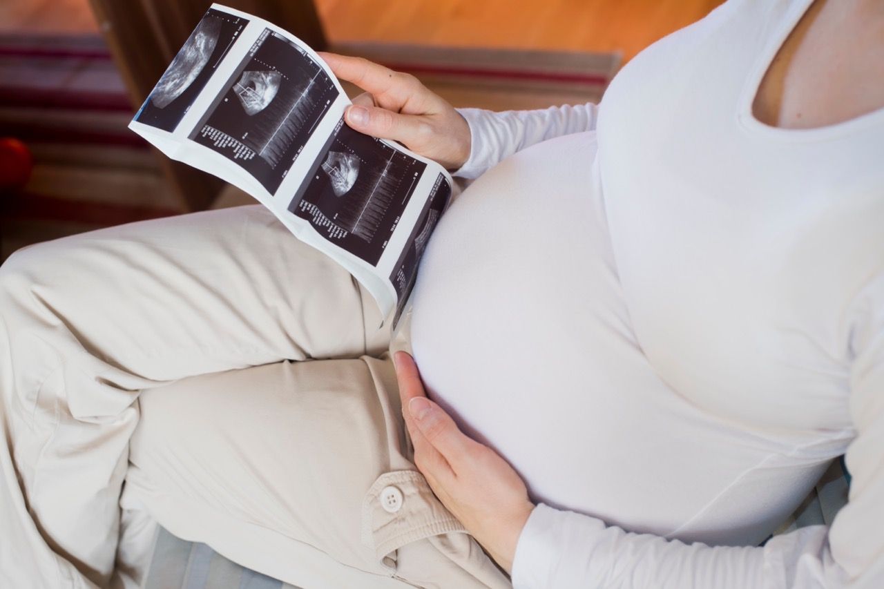 Embarazos Prolongados: Explorando las Causas y Consecuencias de las Gestaciones que Superan los Nueve Meses
