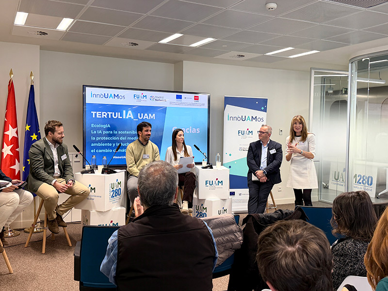 Expertos se Unen en el Ciclo innoUAMos para Potenciar la Inteligencia Artificial como Aliada del Medio Ambiente
