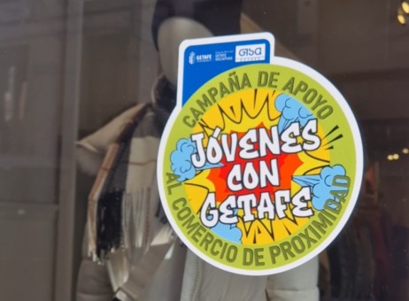 Jóvenes con Getafe bono ayudas comercio local