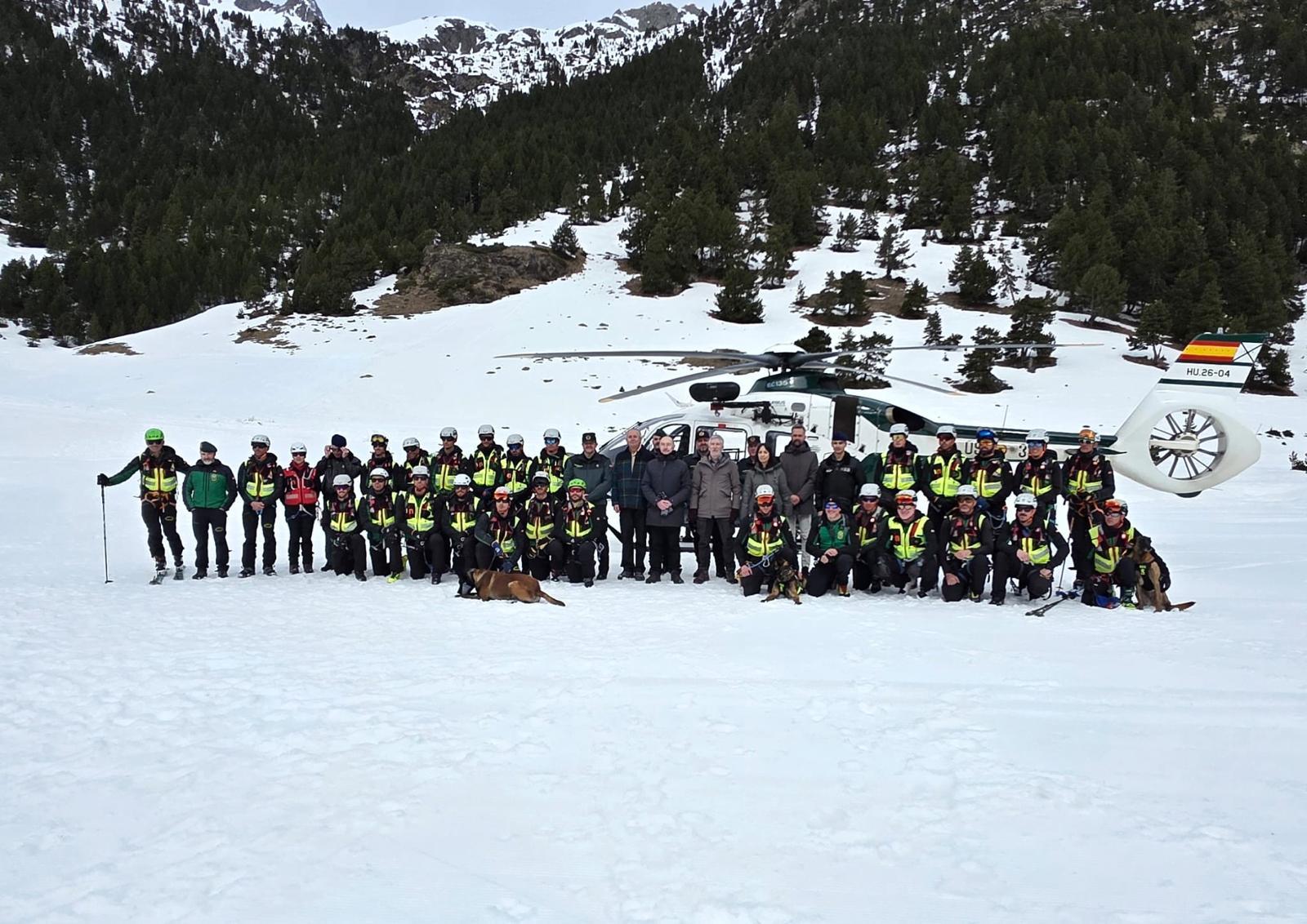 Gran-Marlaska resalta el esfuerzo ejemplar del Servicio de Montaña de la Guardia Civil en un año récord de rescates