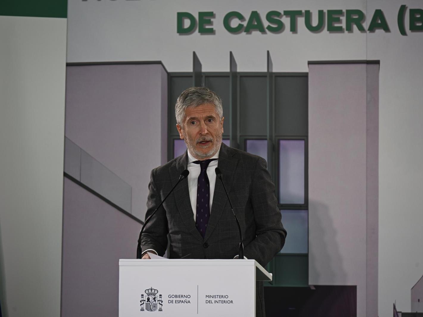 Ministerio del Interior | Grande-Marlaska inaugura el nuevo cuartel de Castuera (Badajoz), “ejemplo de excelencia en la gestión pública”
