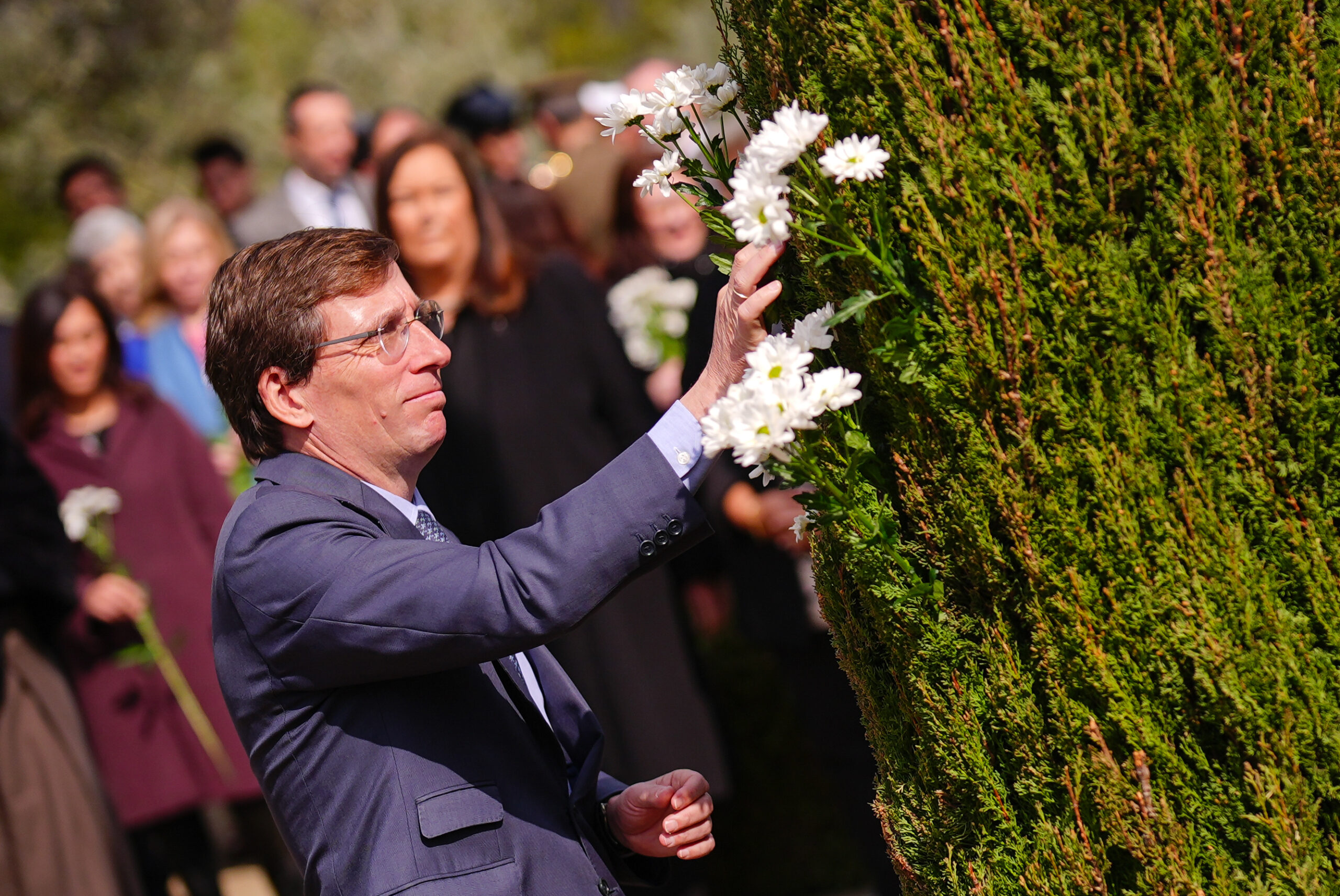 Homenaje a las Víctimas del 11M en el Bosque del Recuerdo de El Retiro