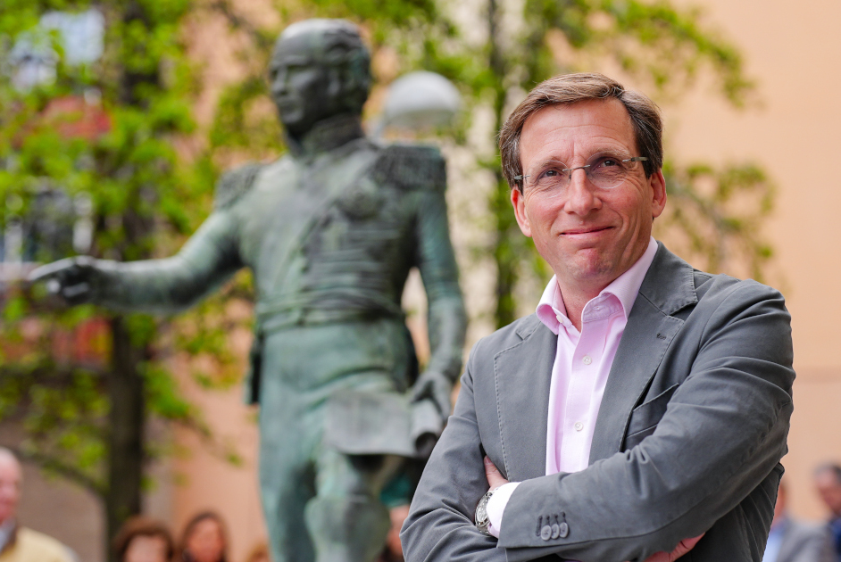 Ingeniero Agustín de Betancourt es Honrado con una Estatua en Chamberí, Madrid