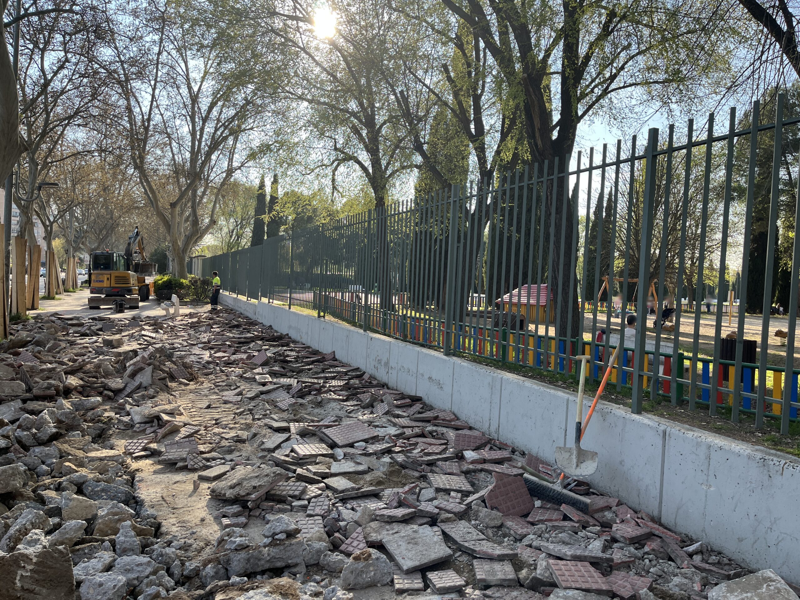 Inician las obras de mejora en las aceras de Ronda Fiscal con una inversión de 258.000 euros