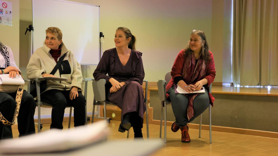 La Comunidad de Madrid Facilita Empleo a 500 Mujeres Vulnerables con Fondos del IRPF