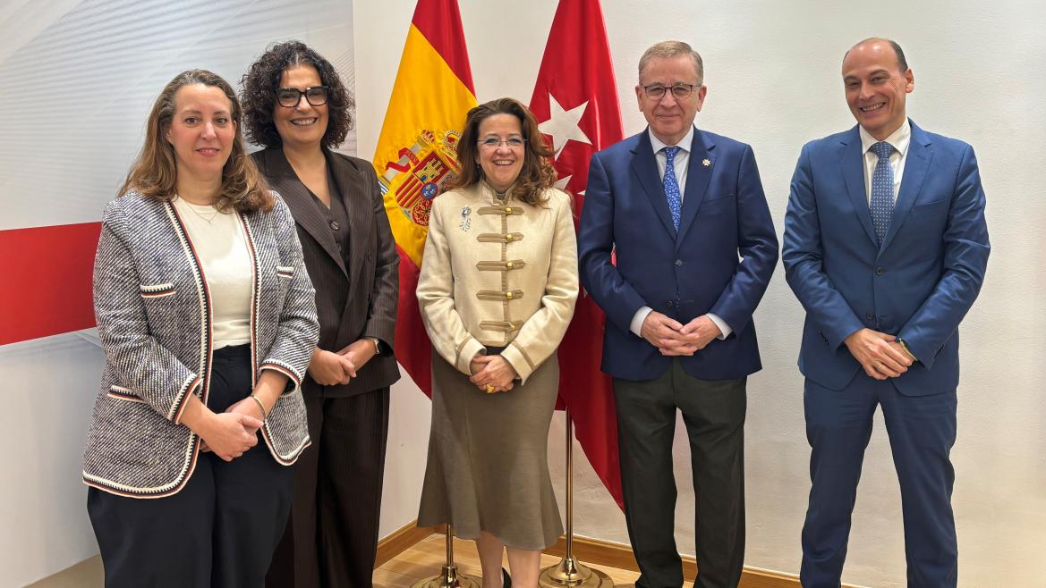La Comunidad de Madrid Reconoce la Enfermería como Profesión Deficitaria