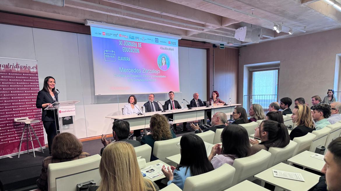Medidas de Madrid para Mejorar el Rendimiento Escolar: Jornada Partida y Restricción de Dispositivos Digitales