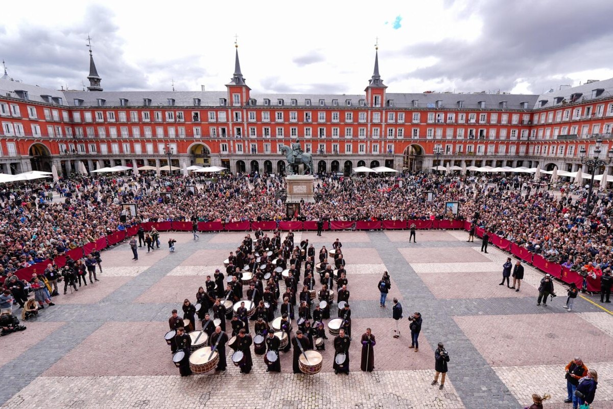 Mujeres Pioneras y la Influencia Musical en la Semana Santa Madrileña