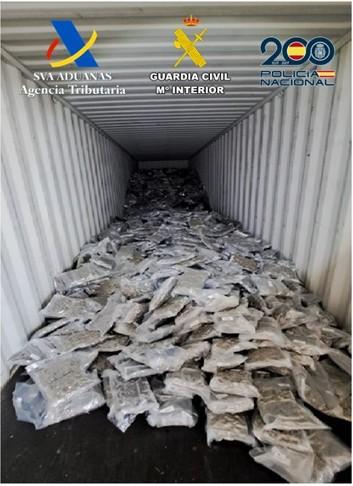 Ministerio del Interior | Operación de la Guardia Civil, Agencia Tributaria y Policía Nacional: Intervenidos en el puerto de Valencia un cargamento de más de 3.200 kilos de marihuana procedente de Canadá