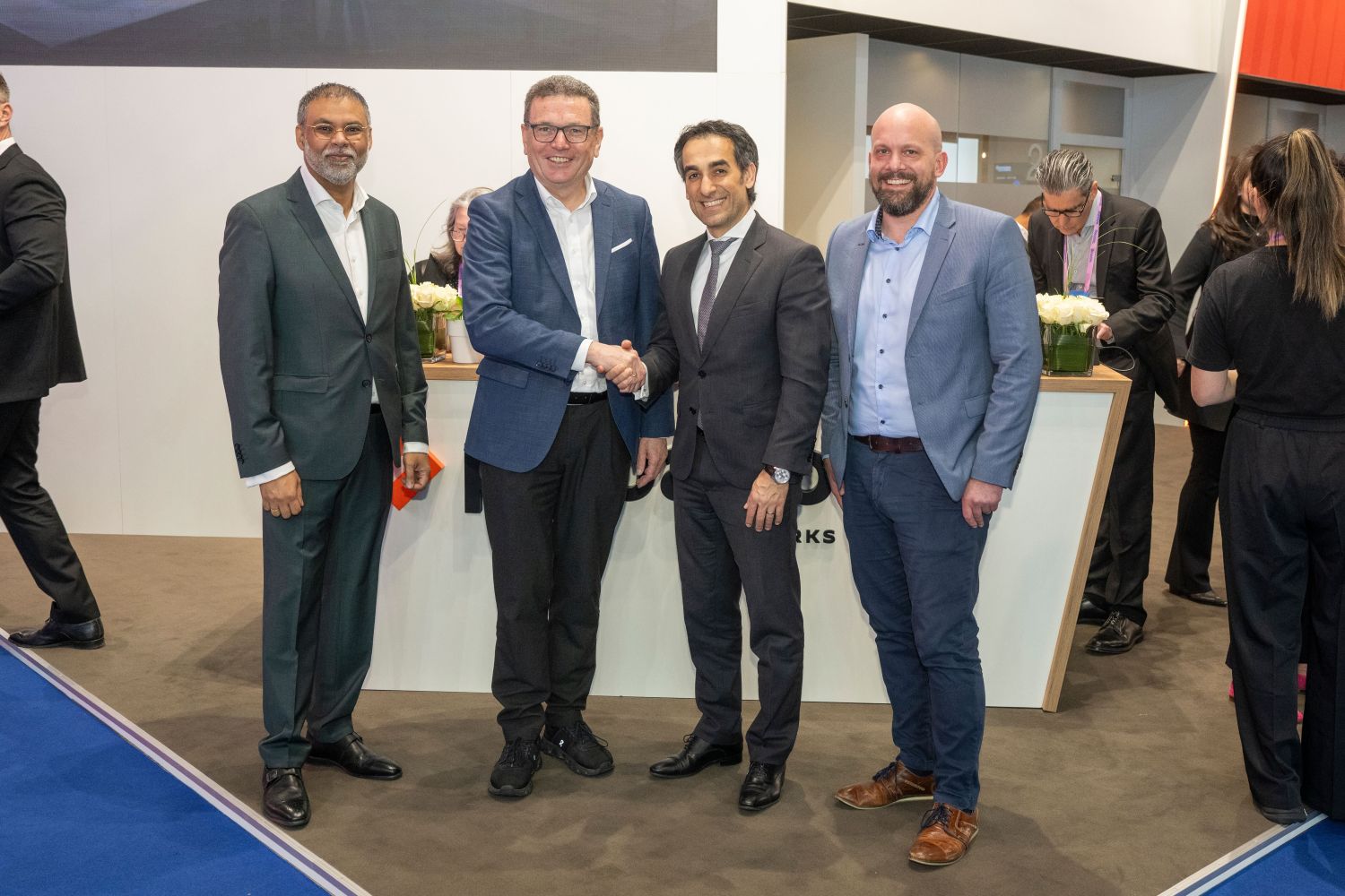 Palo Alto Networks y Siemens Unen Fuerzas para Presentar Innovadora Solución de Ciberseguridad con IA para Redes 5G Industriales