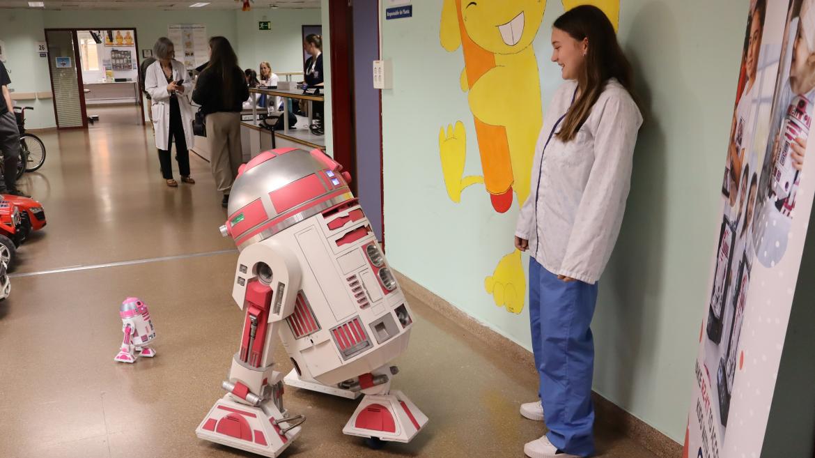 Personajes de ‘La Guerra de las Galaxias’ Iluminan el Día de los Pequeños Pacientes en el Hospital Fundación Alcorcón