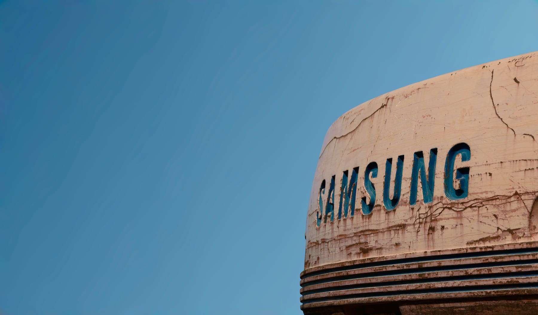 Samsung Forja Alianzas Estratégicas con Google y Microsoft para Fortalecer su Sector de Memoria