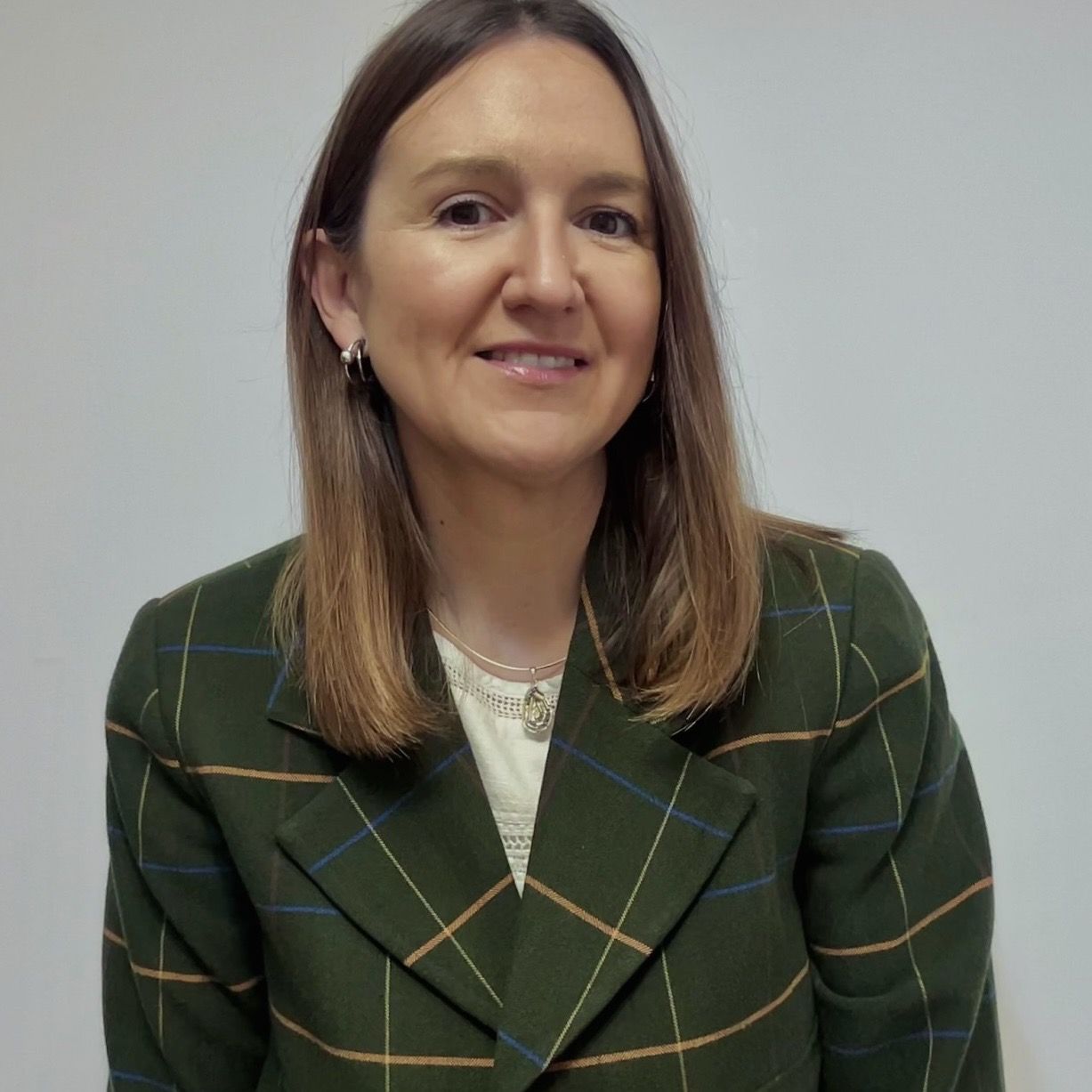 Sara Antuñano Liderará AUSAPE como Presidenta para el Bienio 2026-2027