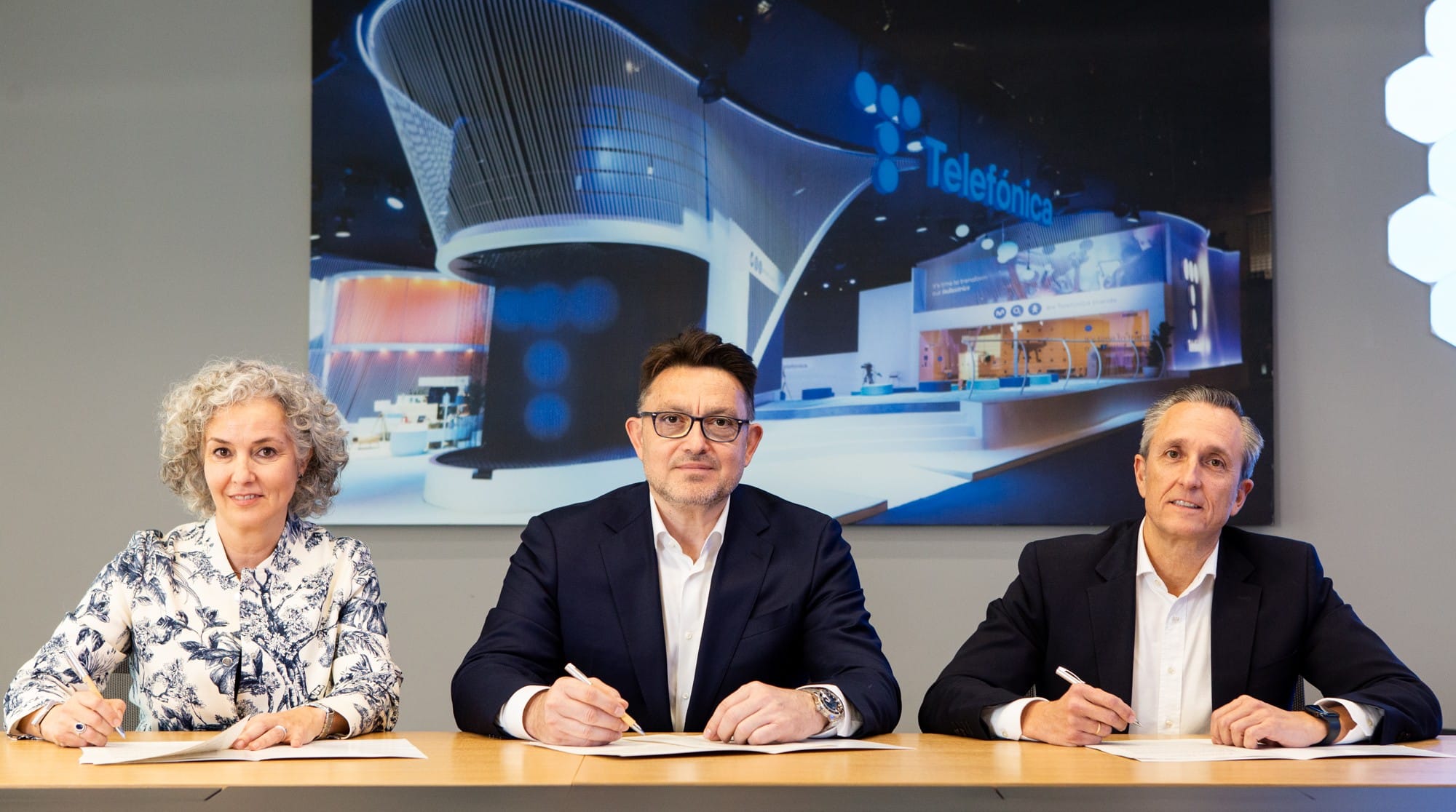 Telefónica España Adquiere Altim para Potenciar su Posicionamiento en Soluciones SAP Empresariales