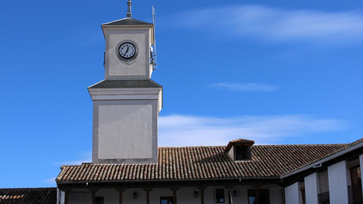 Valdemoro Obtiene Luz Verde para Una Nueva Bandera y Escudo Heráldico Aprobados por Madrid