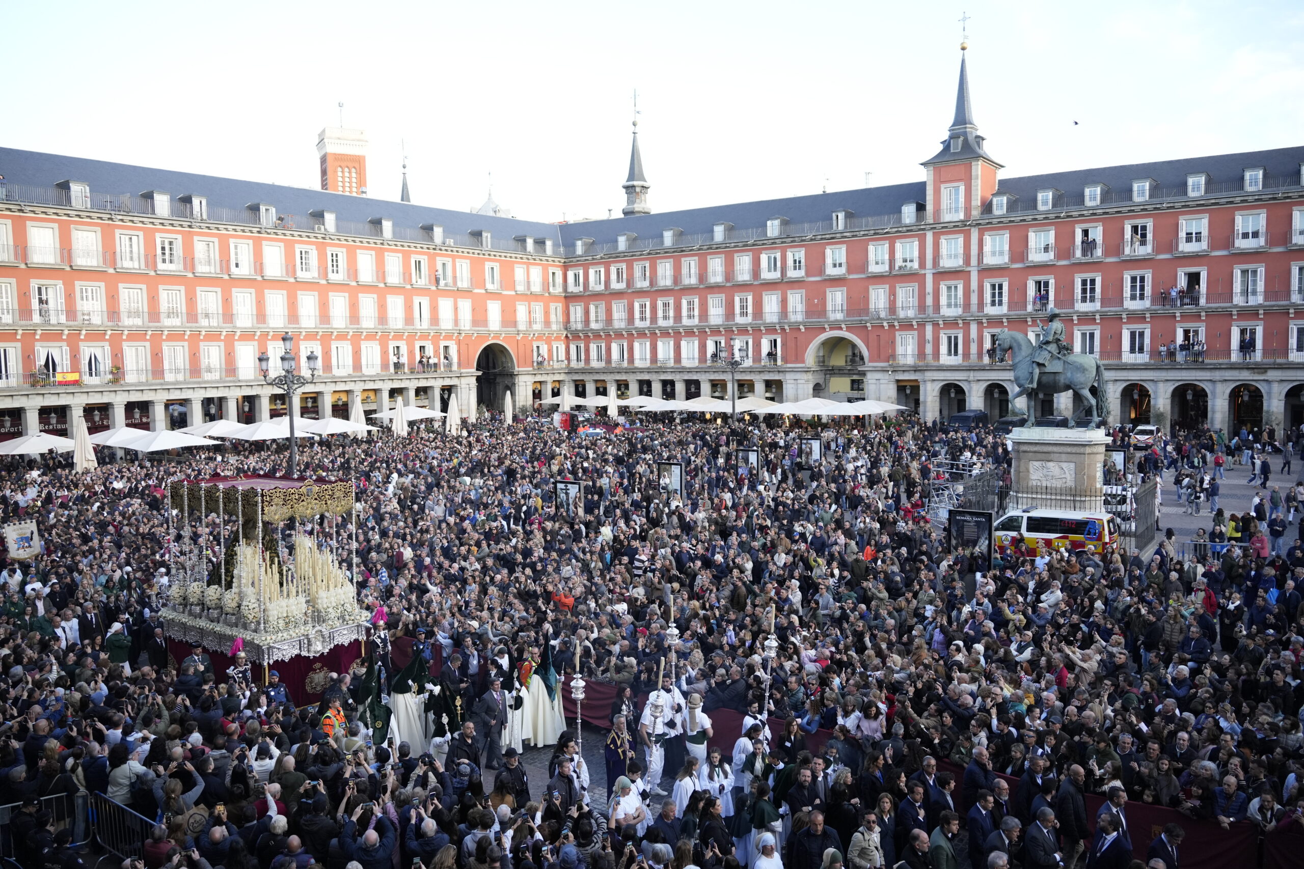Gran Éxito y Emoción en el Cierre de la Semana Santa de Madrid