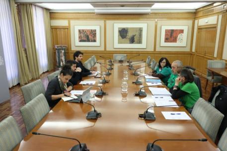 La PAH Manifiesta a Bustinduy su Inquietud por la Crisis de Vivienda e Incentiva a Inquilinos a Solicitar Prórrogas de Alquiler