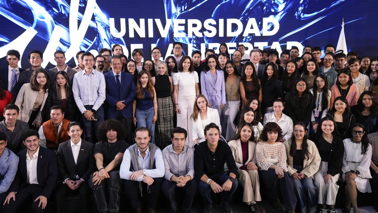 Díaz Ayuso defiende en México la hispanidad compartida