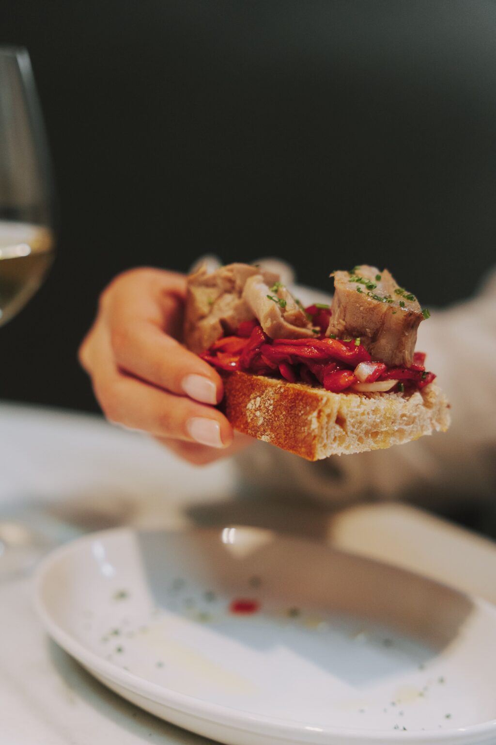 Toro Tapas presenta menú de degustación de atún rojo de almadraba hasta el 21 de junio