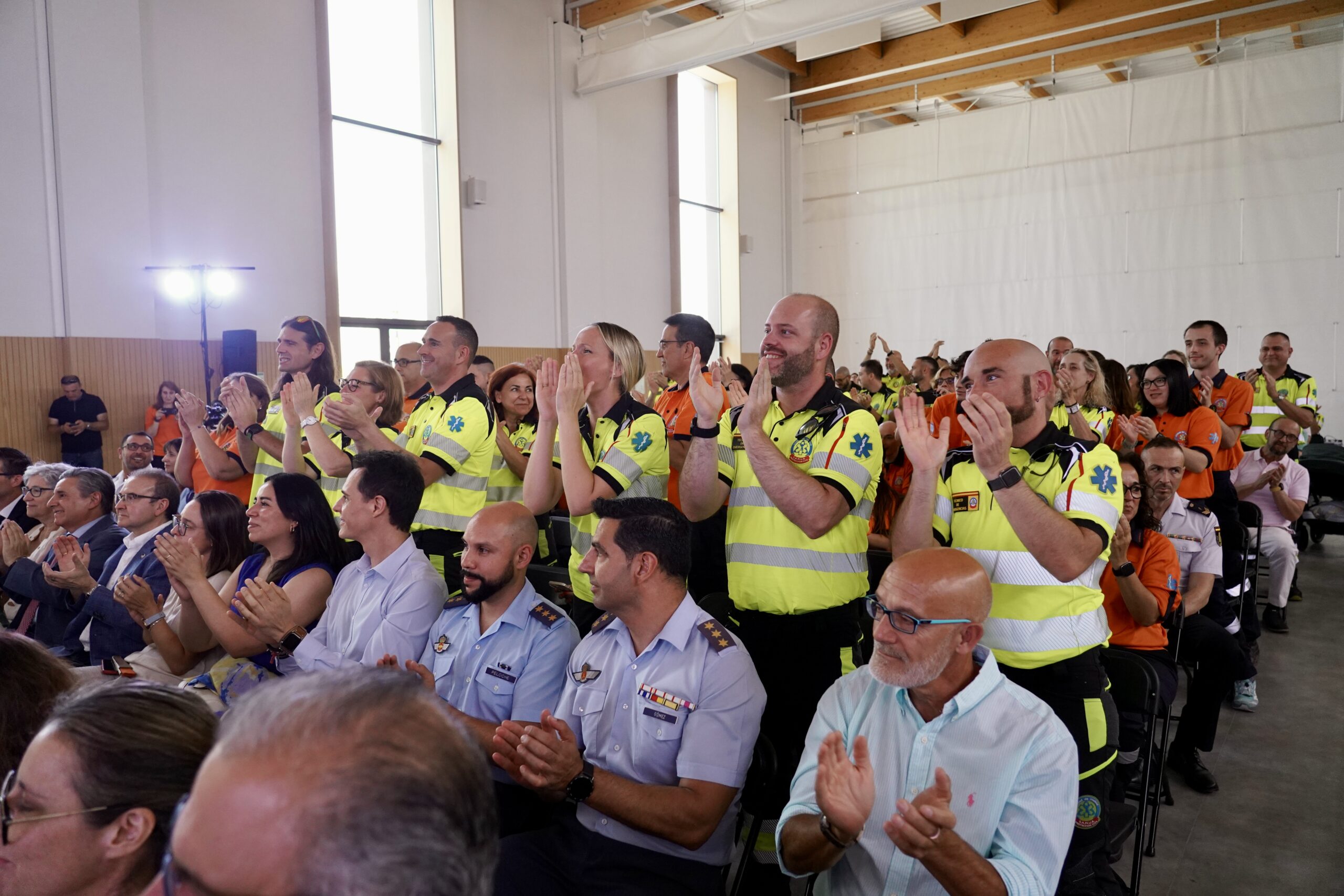 Almeida preside el homenaje a la patrona del SAMUR en Madrid