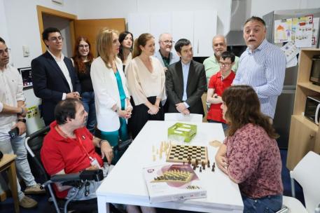 Bustinduy defiende en Alcorcon el cambio en el modelo de cuidados