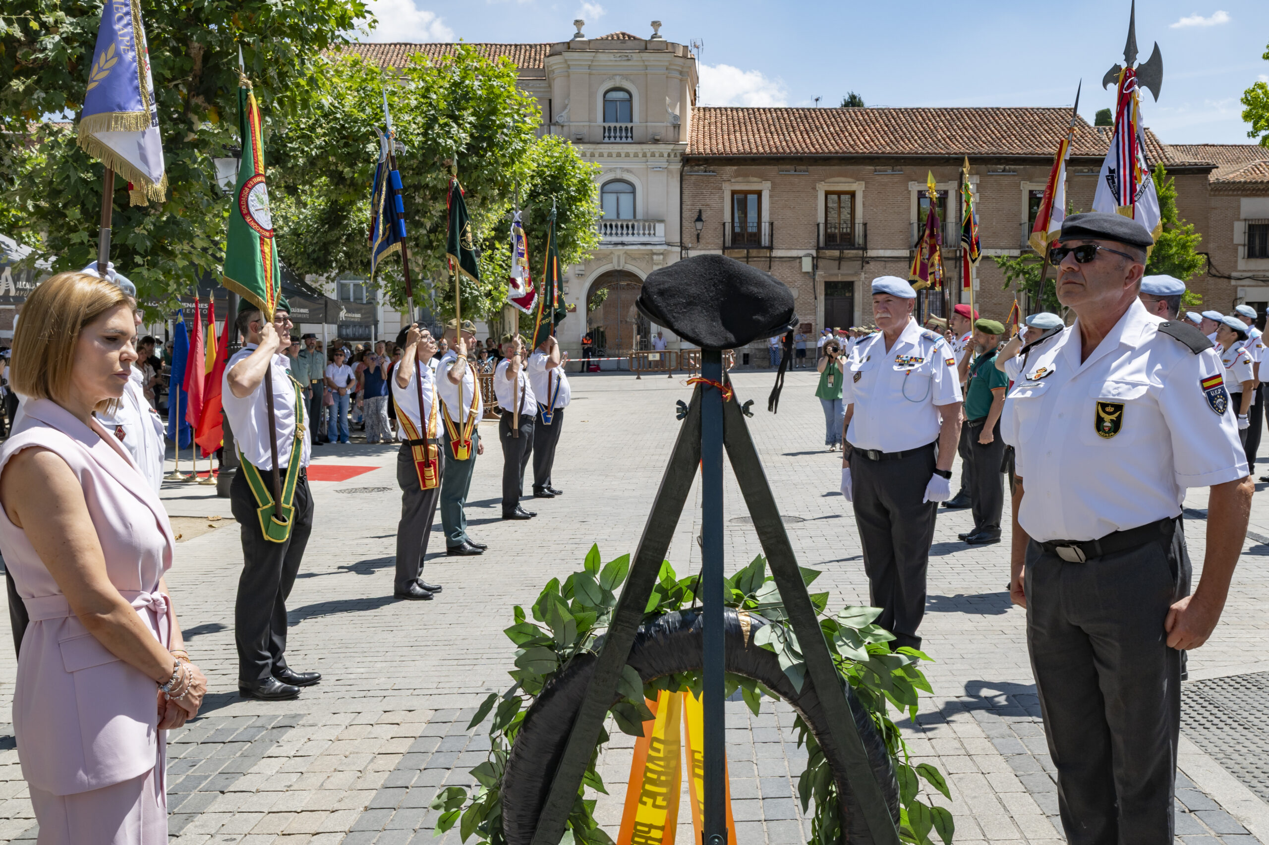 La alcaldesa resalta el profundo y antiguo lazo de Alcalá con el Ejército en el Encuentro Nacional de la Hermandad de Cabos Primeros.