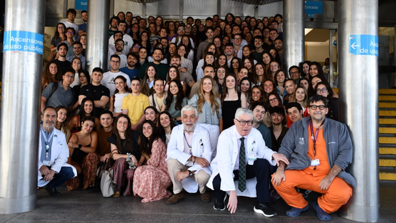Nuevos Comienzos y Despedidas en el Hospital Ramón y Cajal: Bienvenida y Graduación de Residentes