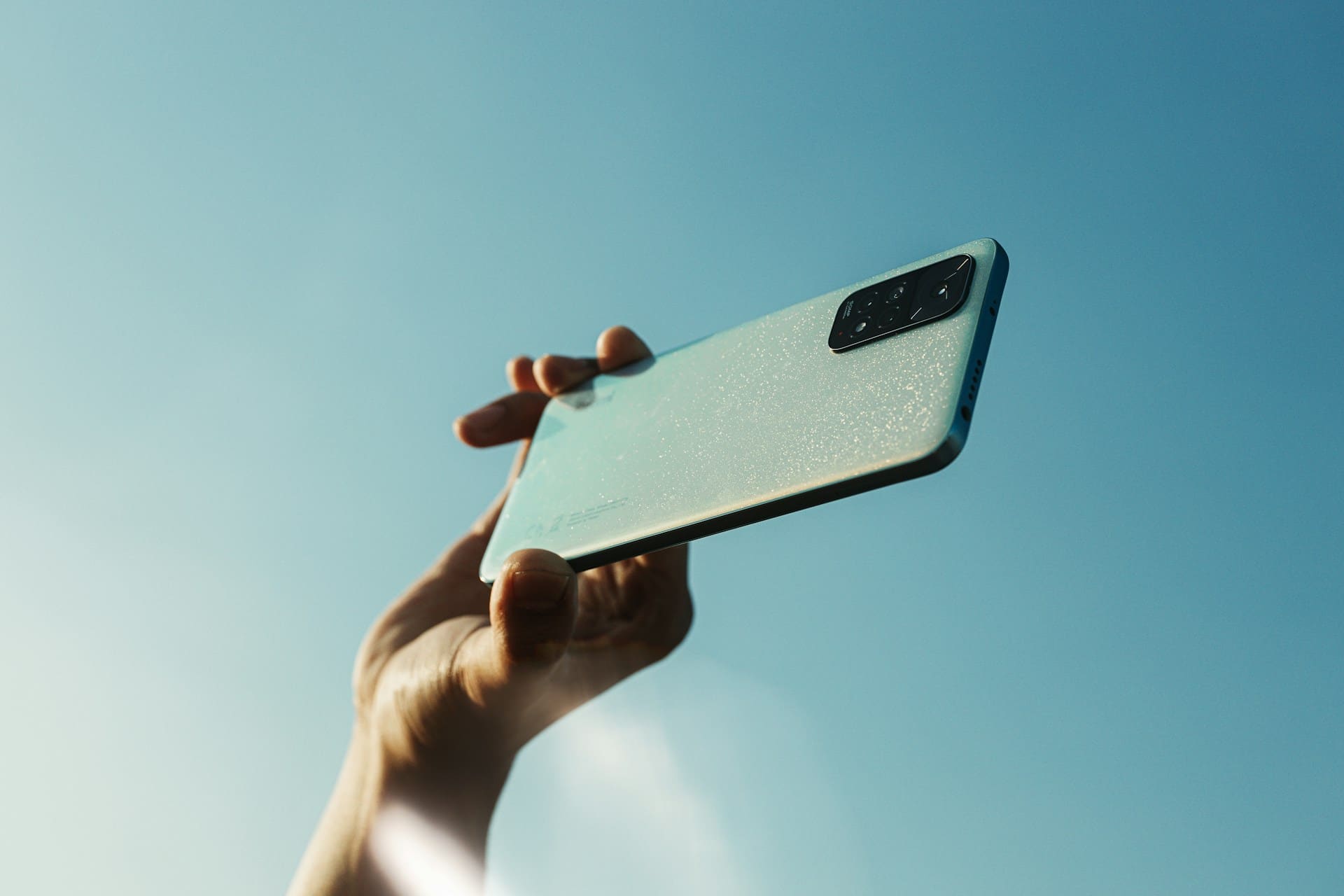 Disminución del 4% en el mercado global de smartphones destaca crecimiento de Apple y Samsung