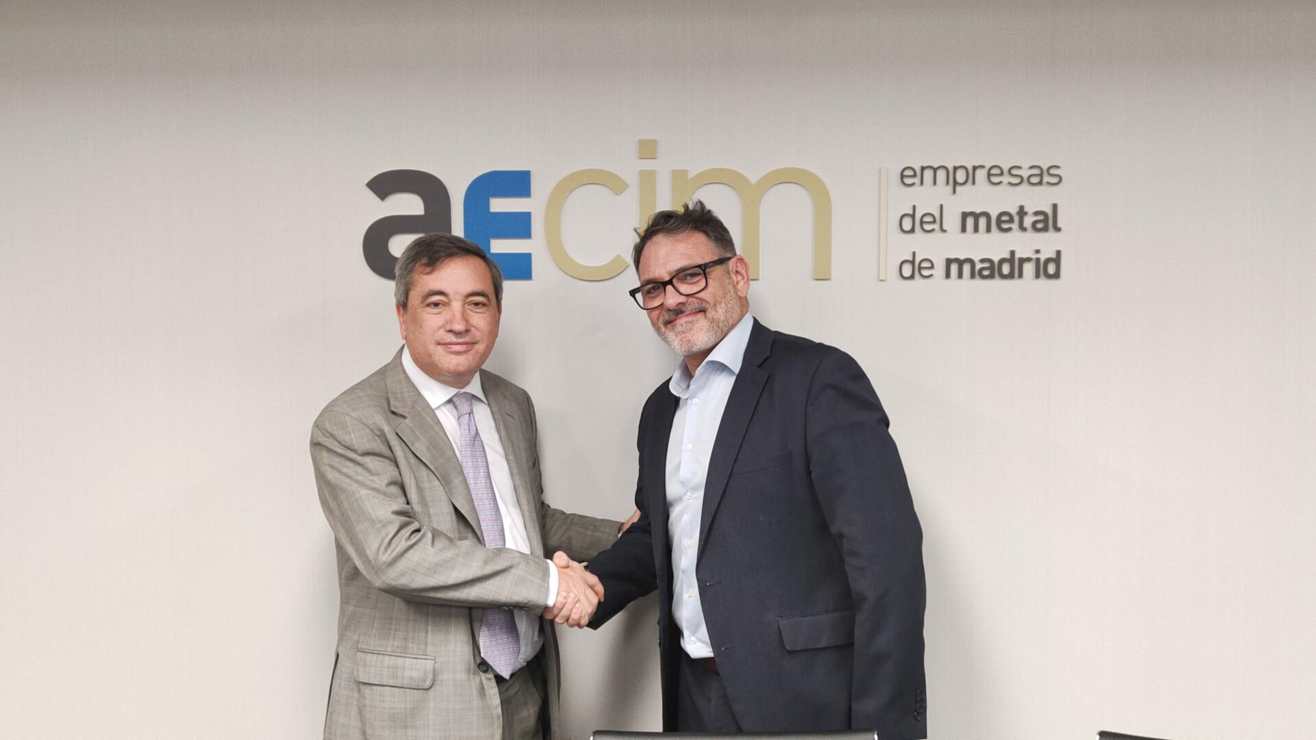 AECIM y DKV Mobility Inauguran su Innovador Club de Partners para Impulsar la Movilidad Empresarial