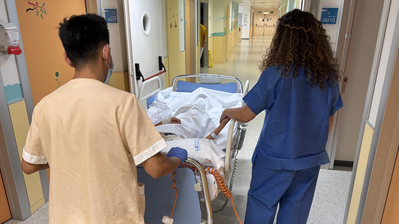 Acompañamiento Parental en Quirófanos: Nueva Medida para Menores en Madrid Durante la Inducción Anestésica