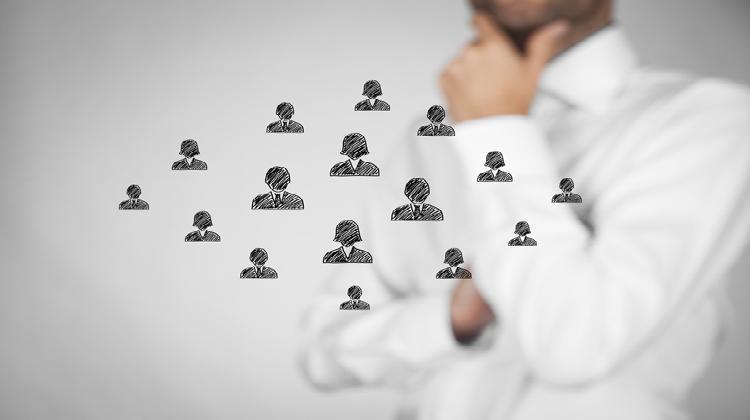 Educación negocia con los sindicatos el temario de acceso a Inspección Educativa