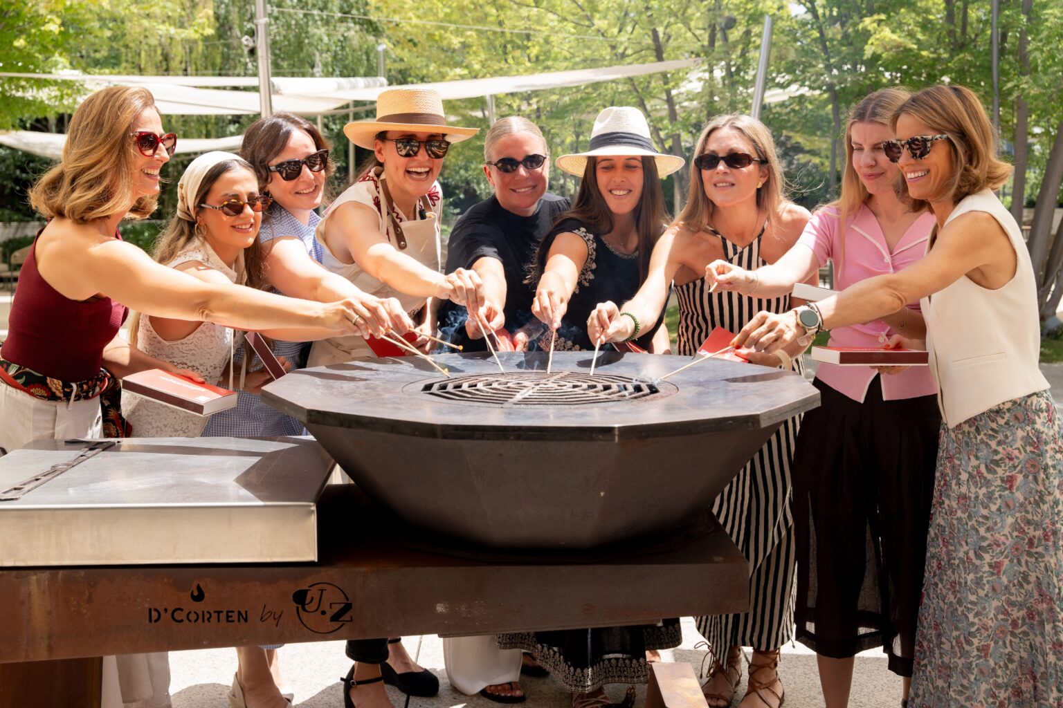 Marbacoa® Girls lleva el salmón noruego a la parrilla en Madrid