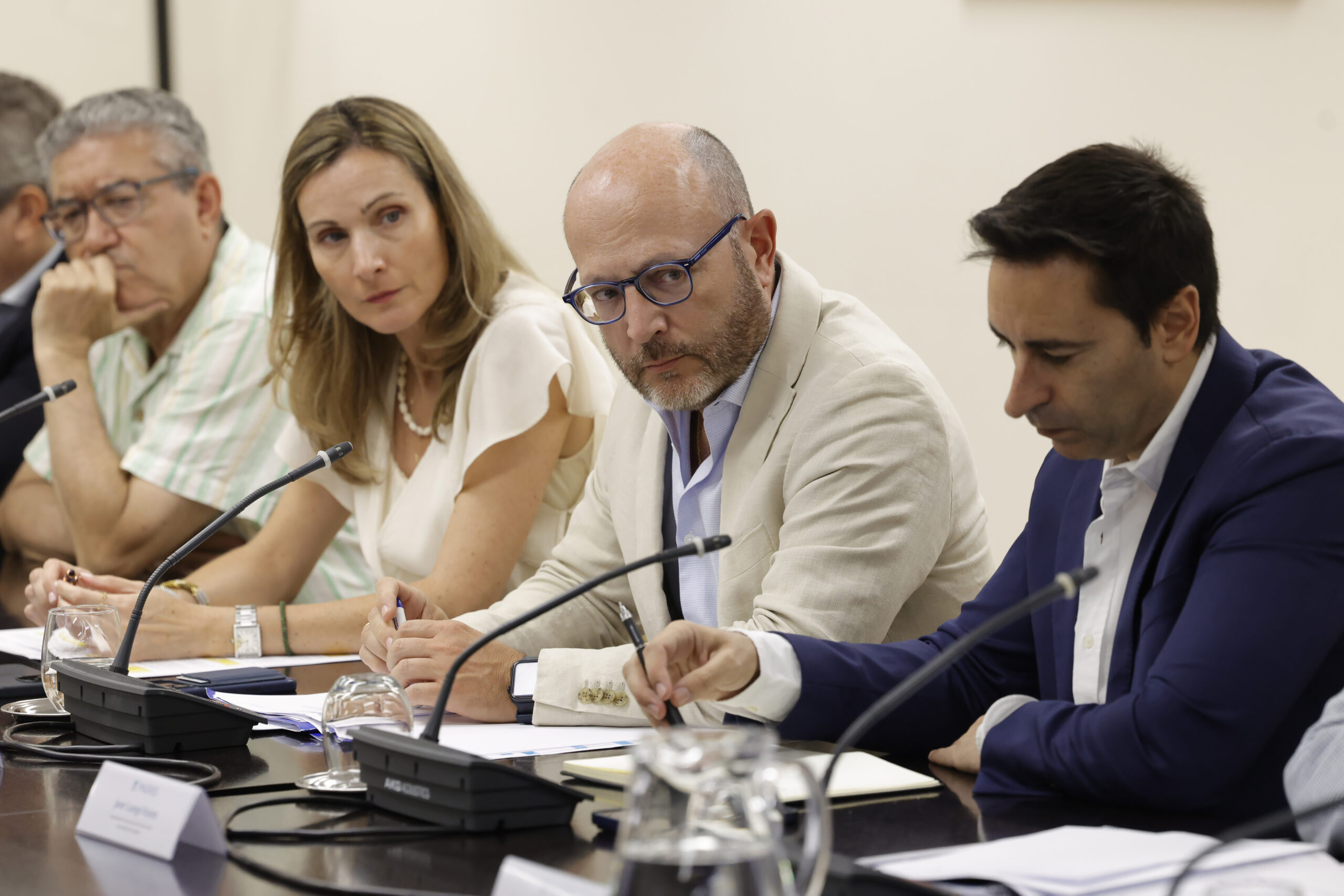 Incorporación de más de 300 nuevos profesionales en servicios sociales bajo el Plan Estratégico