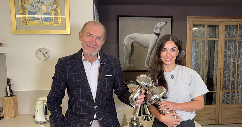Mariana Gella lanza «Umbra», bebida funcional sin cafeína de La Santa Blends