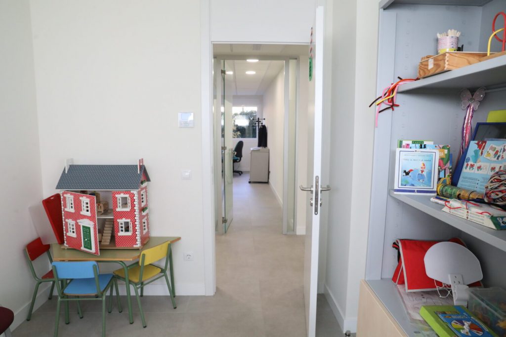Nuevos Centros de Atención a la Infancia Refuerzan la Red Municipal con 14 Profesionales Adicionales
