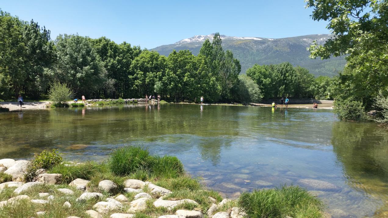 Controles y Recomendaciones para el Baño Seguro en Zonas Naturales de Madrid Durante el Verano