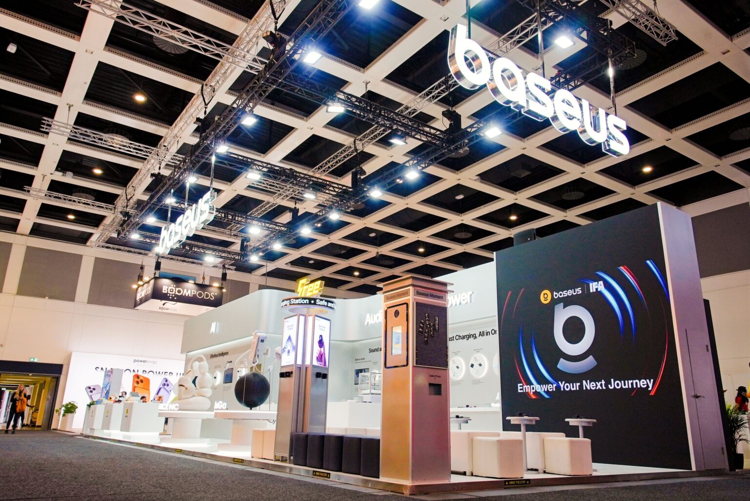 Baseus Revoluciona IFA 2026 con Avances Innovadores en Tecnología de Carga, Audio y Seguridad