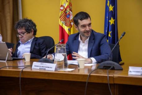 Decreto Gubernamental Promueve la Inclusión para Personas con Dificultades de Comprensión