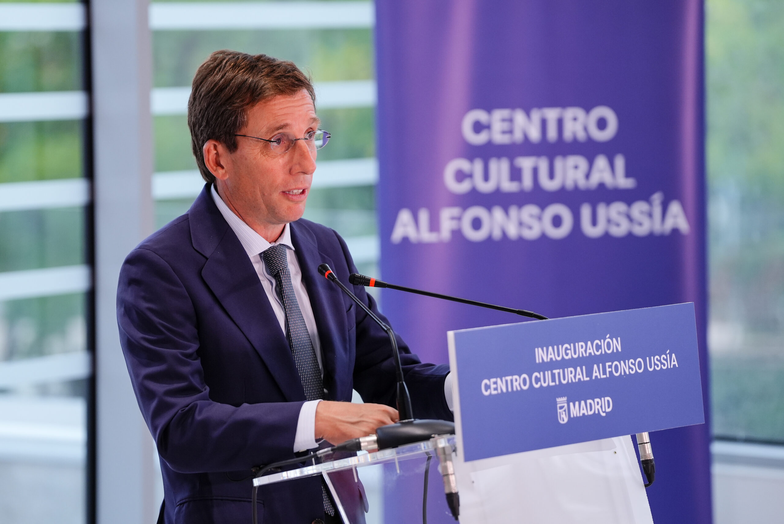 Inauguración del Centro Cultural Alfonso Ussía en Valdebebas tras una inversión de 10,4 millones de euros por el ayuntamiento