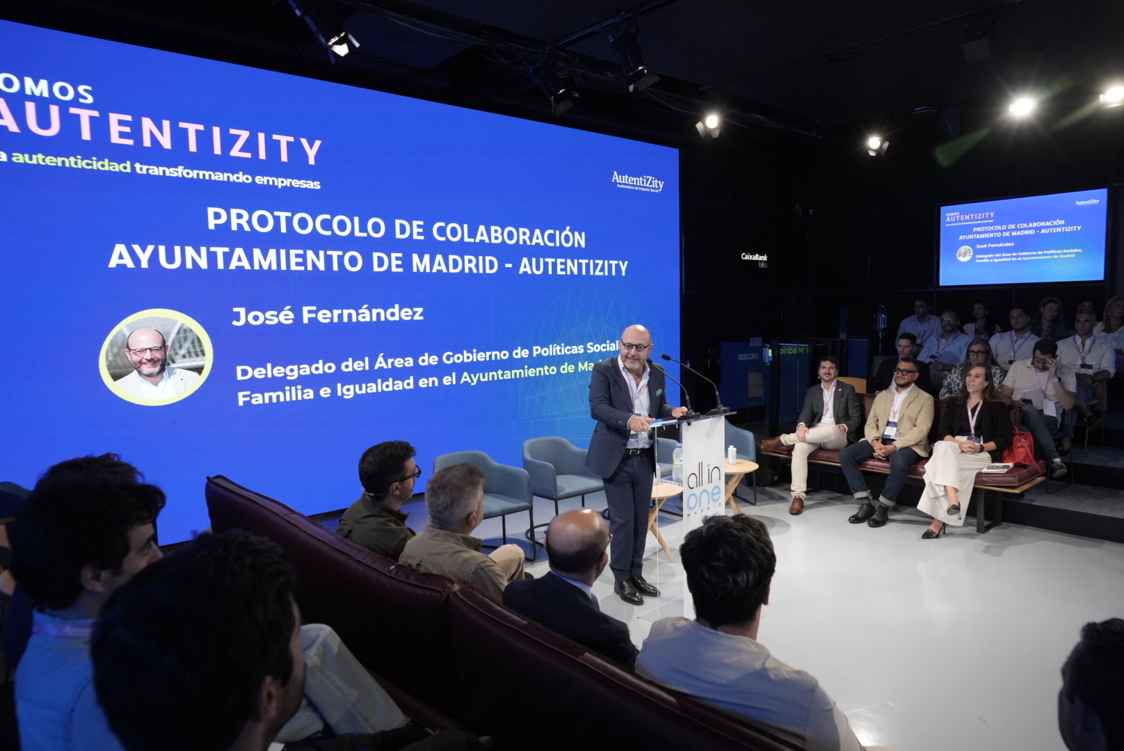 José Fernández Lidera Presentación del Protocolo Innovador entre Ayuntamiento de Madrid y AutentiZity 1 José Fernández Lidera Presentación del Protocolo Innovador entre Ayuntamiento de Madrid y AutentiZity