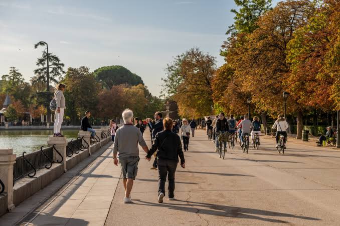 Madrid lidera la esperanza de vida en Europa con 86,1 años gracias a dieta, sanidad y vida activa