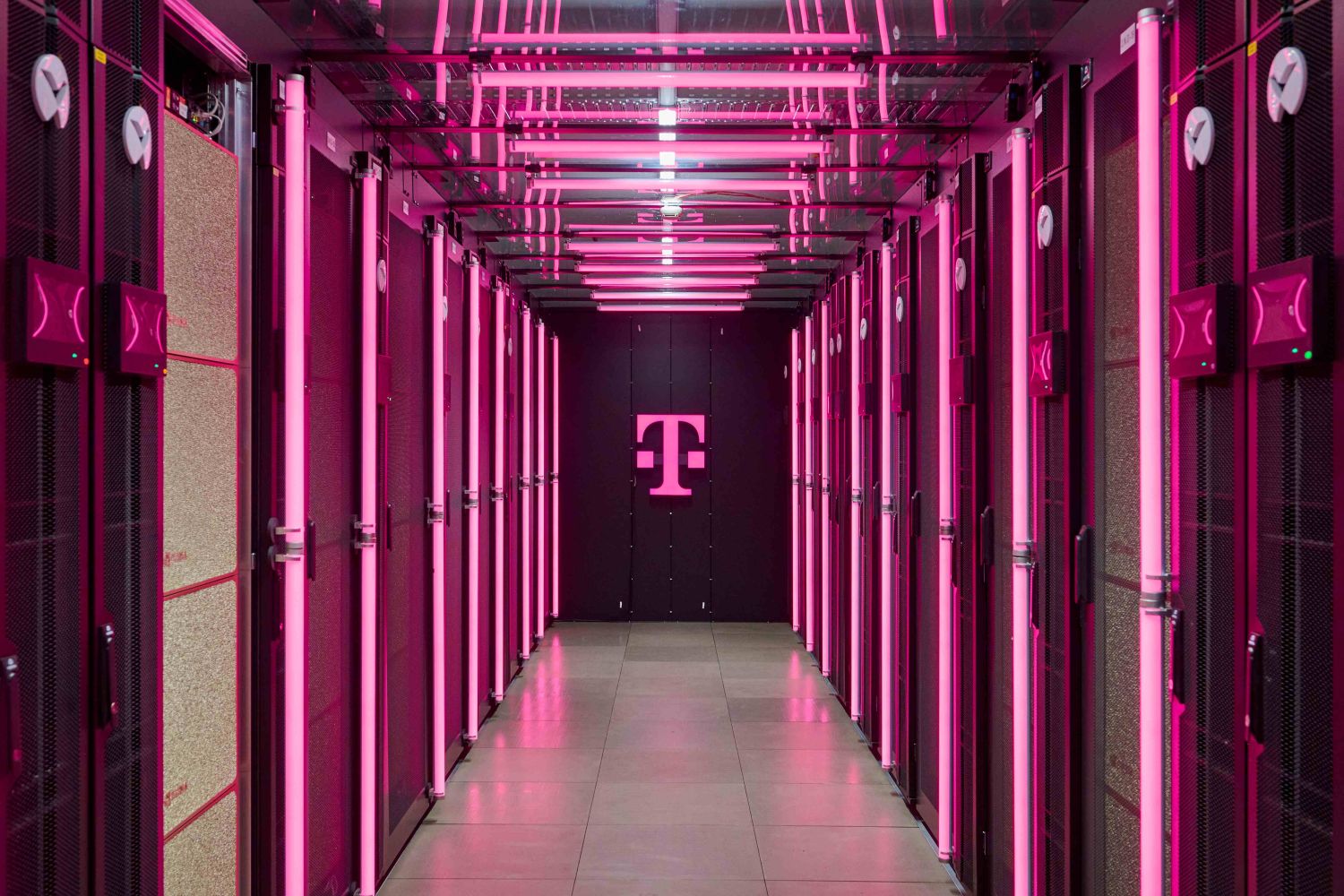 T-Systems Destaca como el Proveedor de Cloud y Aplicaciones Mejor Valorado en Satisfacción del Cliente, según Whitelane