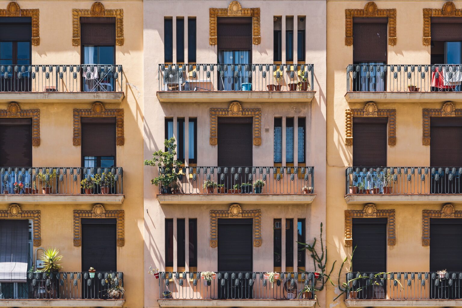 Aumento en el Mercado Inmobiliario: Casi la Mitad de los Alquileres en España Supera los 1.500 Euros Mensuales 1 Aumento en el Mercado Inmobiliario: Casi la Mitad de los Alquileres en España Supera los 1.500 Euros Mensuales