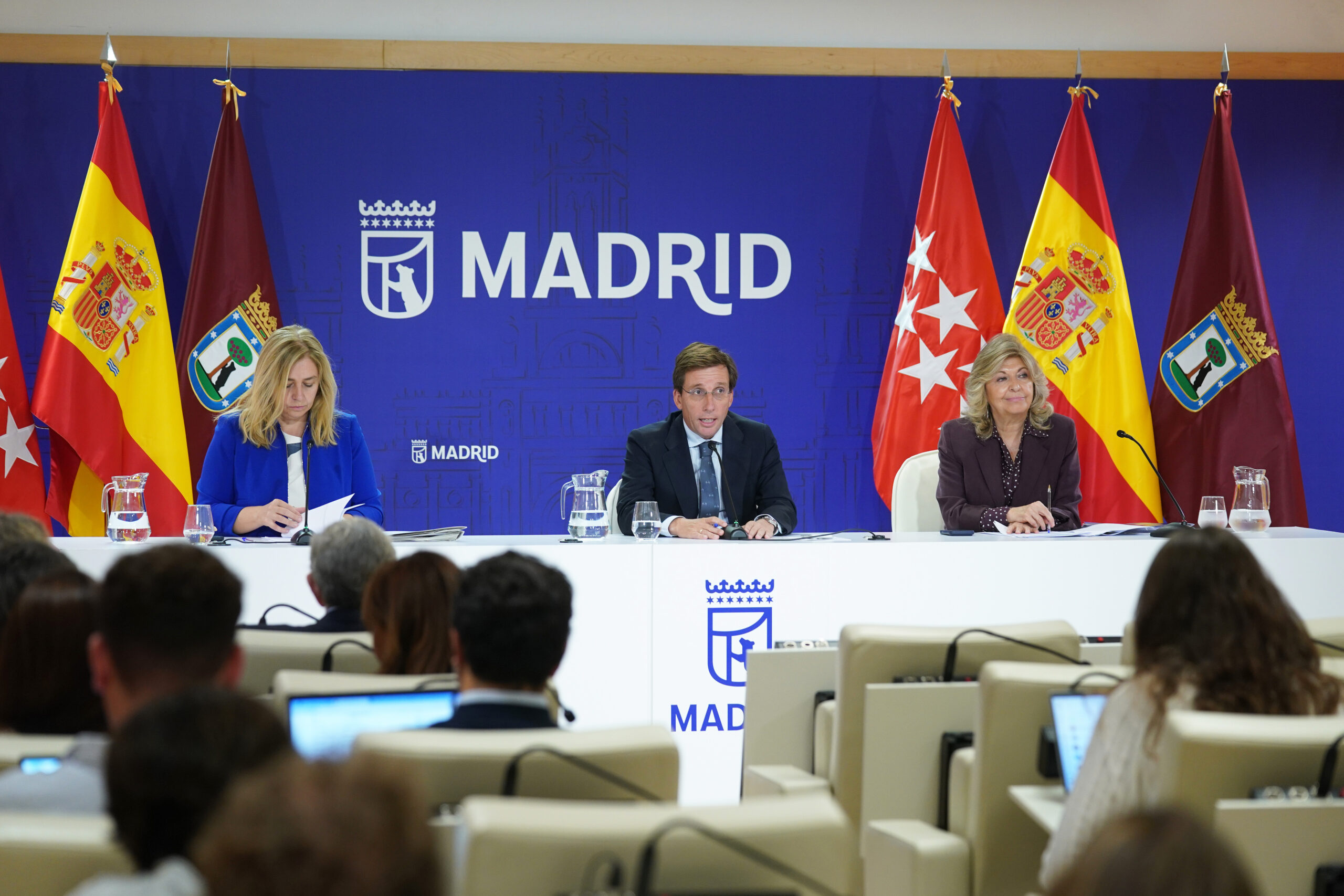 El Ayuntamiento Reduce el IBI al Nivel Mínimo Legal del 0,4% 1 El Ayuntamiento Reduce el IBI al Nivel Mínimo Legal del 0,4%