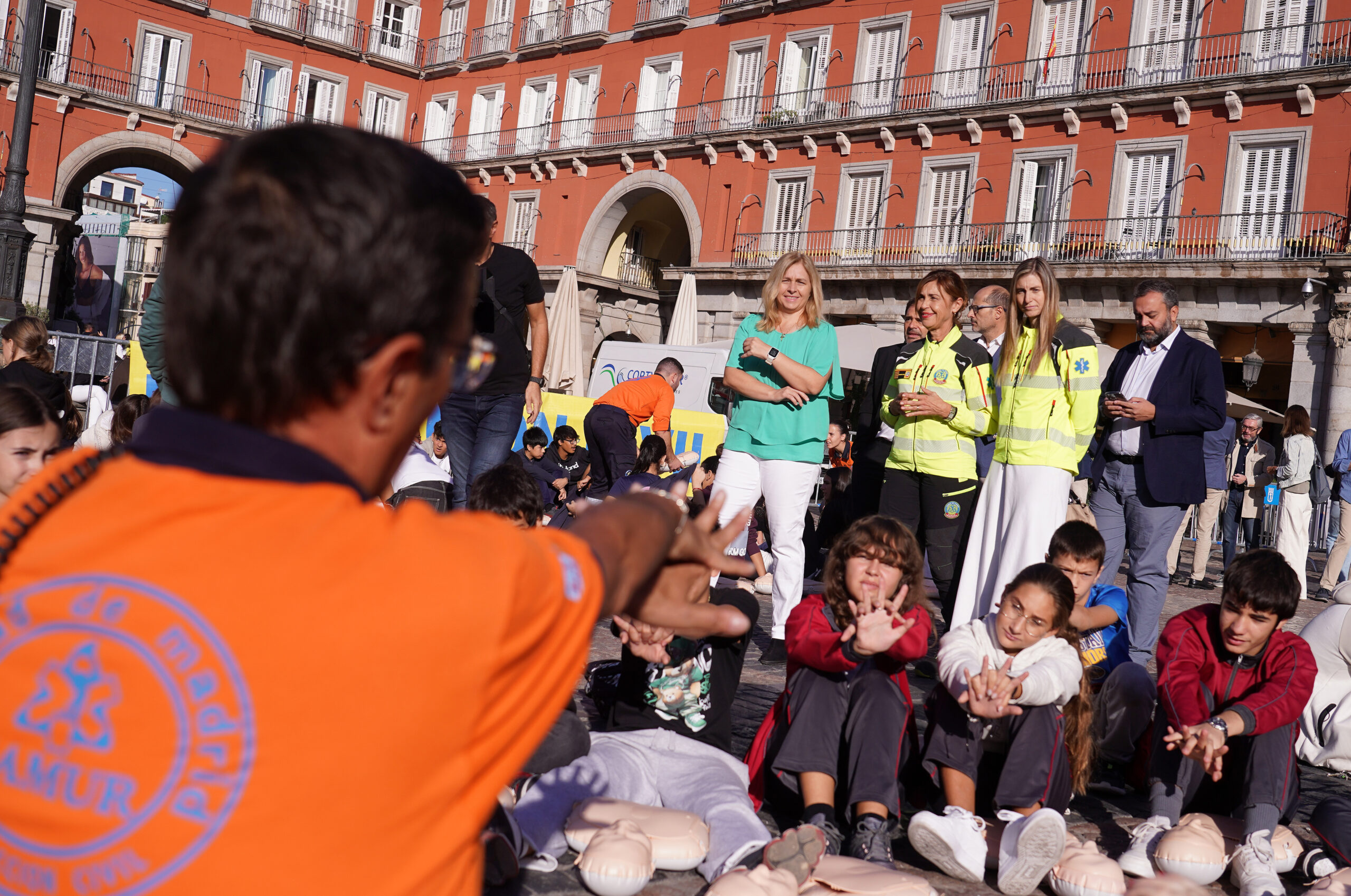 Escolares Aprenden RCP con SAMUR-Protección Civil: Todos Podemos Salvar Vidas