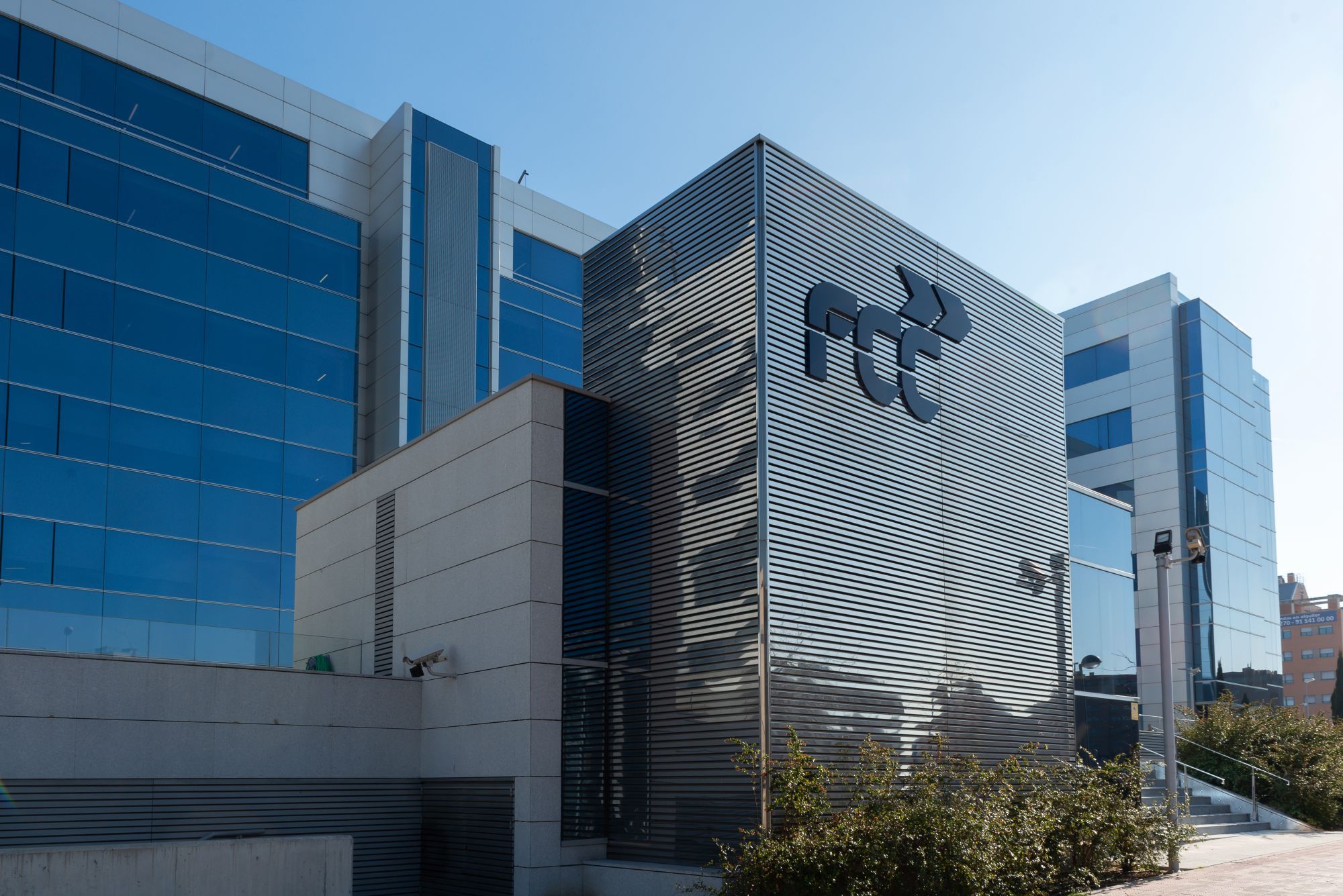 FCC Impulsa Crecimiento Financiero con Aumento del 13,1% en Ingresos y Mejora del 46,6% en Beneficio Neto en Nuevos Meses 1 FCC Impulsa Crecimiento Financiero con Aumento del 13,1% en Ingresos y Mejora del 46,6% en Beneficio Neto en Nuevos Meses